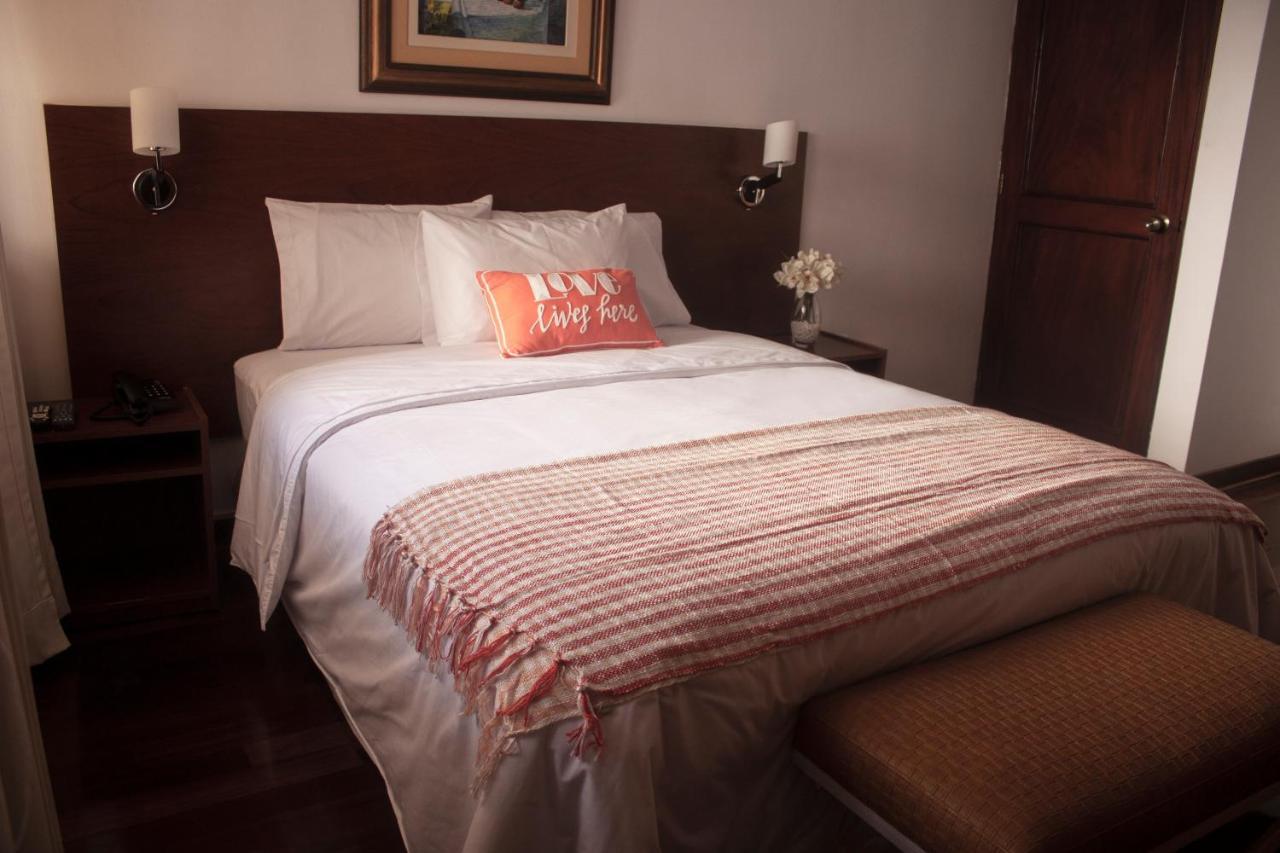 Vilmor Hotel Boutique Encalada ภายนอก รูปภาพ